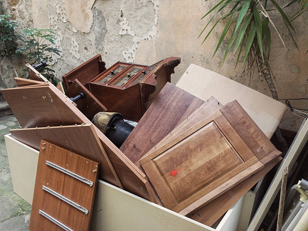 Best Garage Cleanout  in Coralville, IA